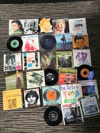 50 items musica (vinil, CDs)