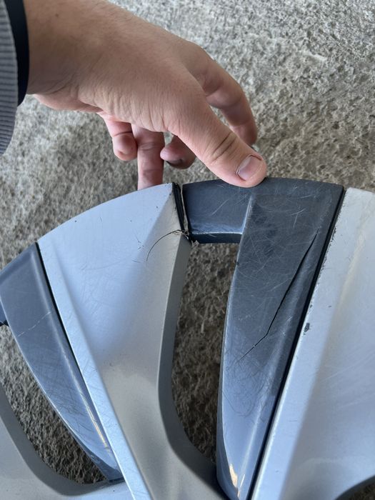 Ковпак на диск Tesla model Y