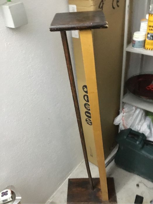 Suporte para cds em madeira