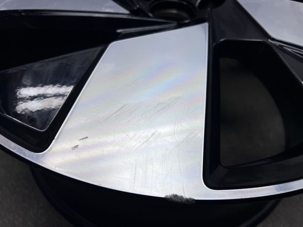 Диск 1шт задній R20 5 108 J9 et58.5 Оригінал Volvo XC40 вольво