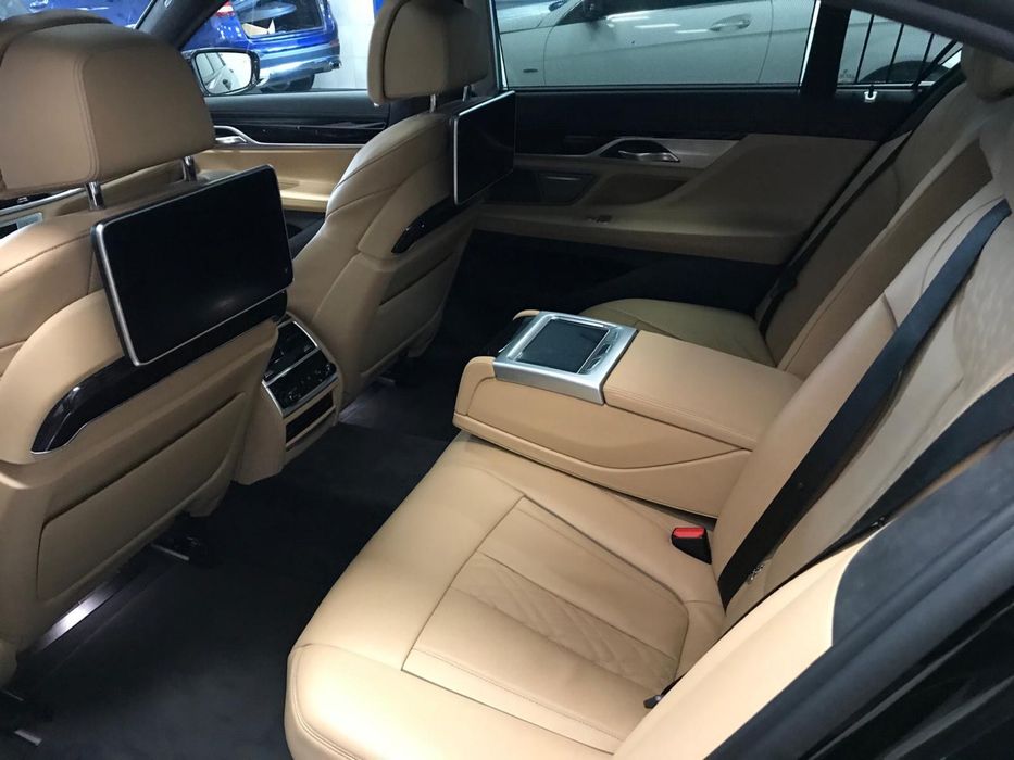 BMW 7 740d  Long (G12) 2017r 320KM (Uszkodzony  Silnik) (Bawaria)