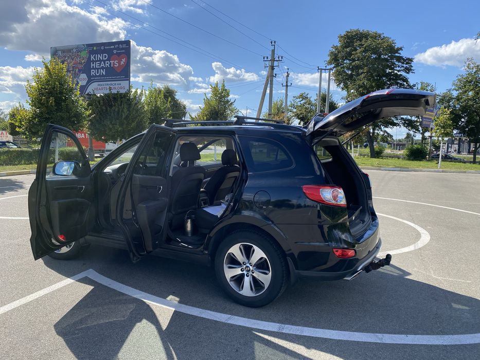 Продам Hyndai fanta fe Рестайлінг 2012 2,0d 4x4 110kw