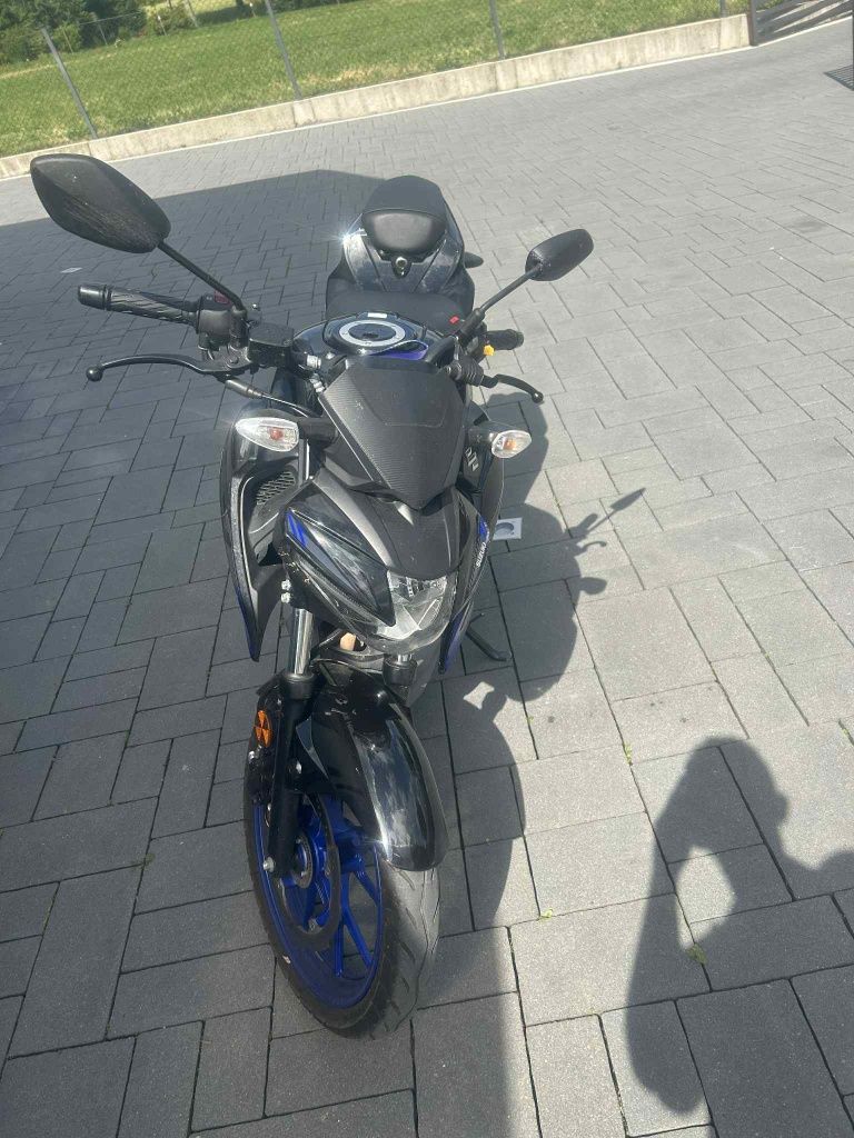 Suzuki gsx s 125