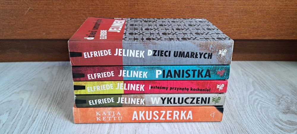 Elfriede Jelinek Pianistka Dzieci umarłych Wykluczeni Jesteśmy przynęt
