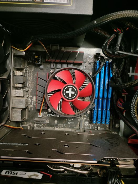 Продам материнскую плату ASUS Z97 PRO GAMING в сборе .