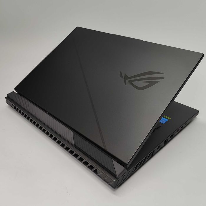 ігровий ноутбук Asus ROG Strix G16
