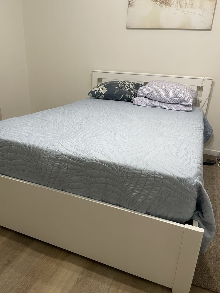 Cama Branca 140x200