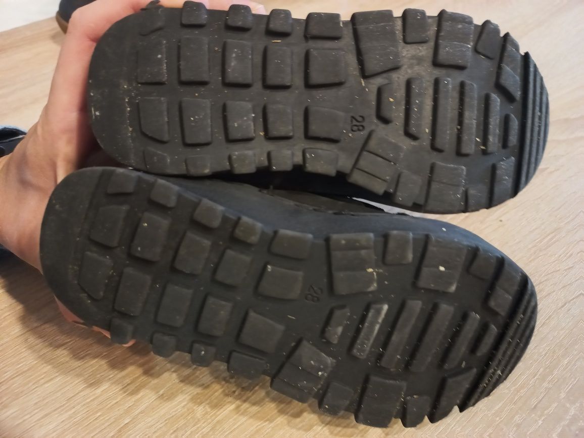 Buty zimowe na rzepy lasocki r.28