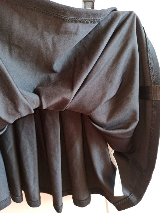 Saia preta plissada Bershka NOVA