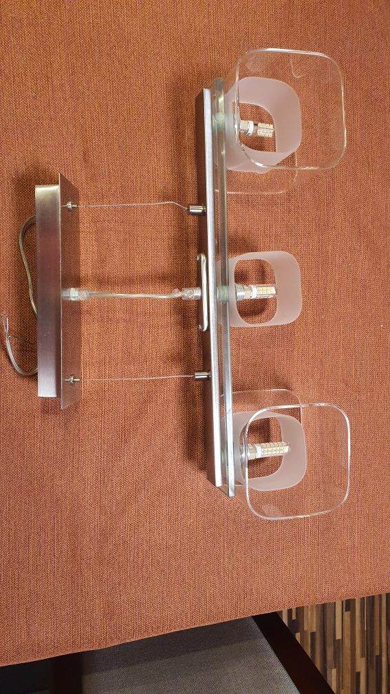 Lampa wisząca Zadbana wyprzedaż garażowa