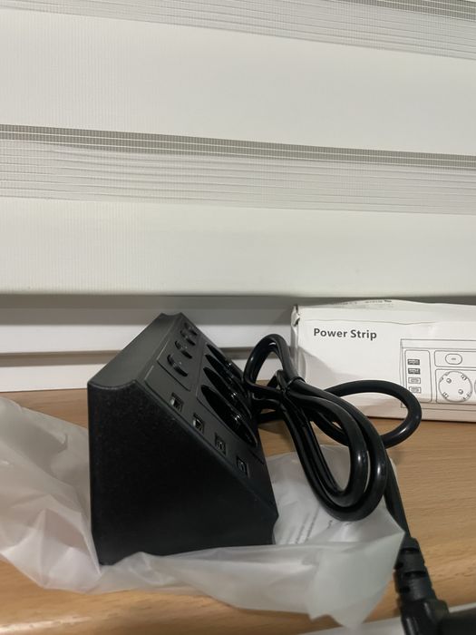 Nowa listwa zasilająca 8 w 1