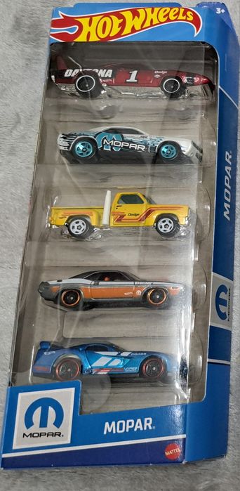 5pak autek HotWheels