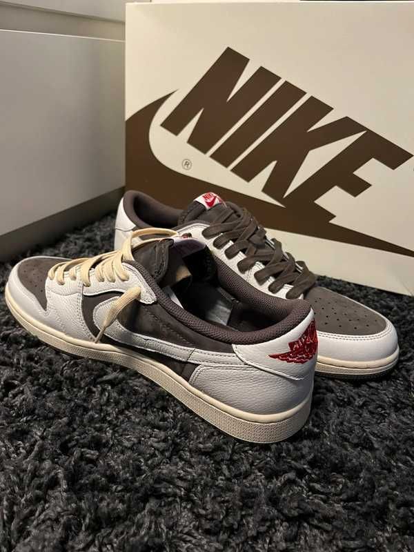 Jordan 1 Retro Low OG SP Travis Scott Reverse Mocha R.39