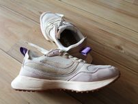 Buty adidasy sportowe w bardzo dobrym stanie.