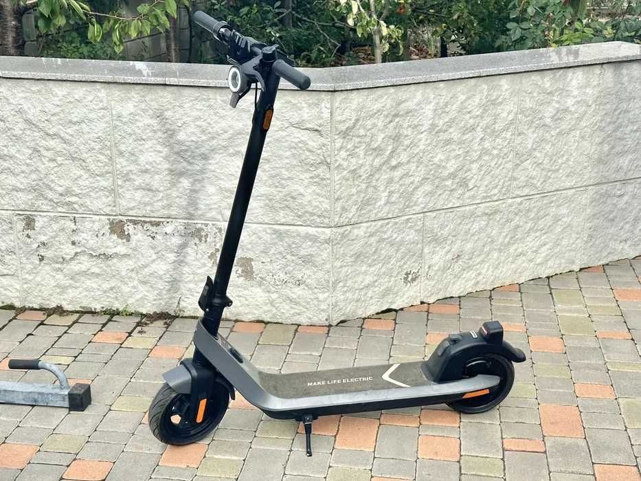 Електросамокат NIU KICK SCOOTER KQi2 Pro