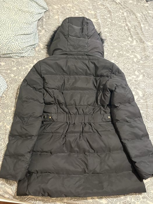 SEMI-LONG PUFFER DOWN JACKET with hood in good condition