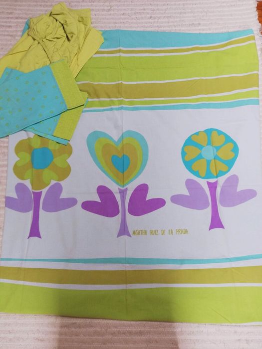 Capa de edredão Agatha Ruiz de la Prada