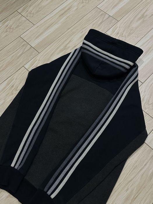 тепла кофта «adidas»
