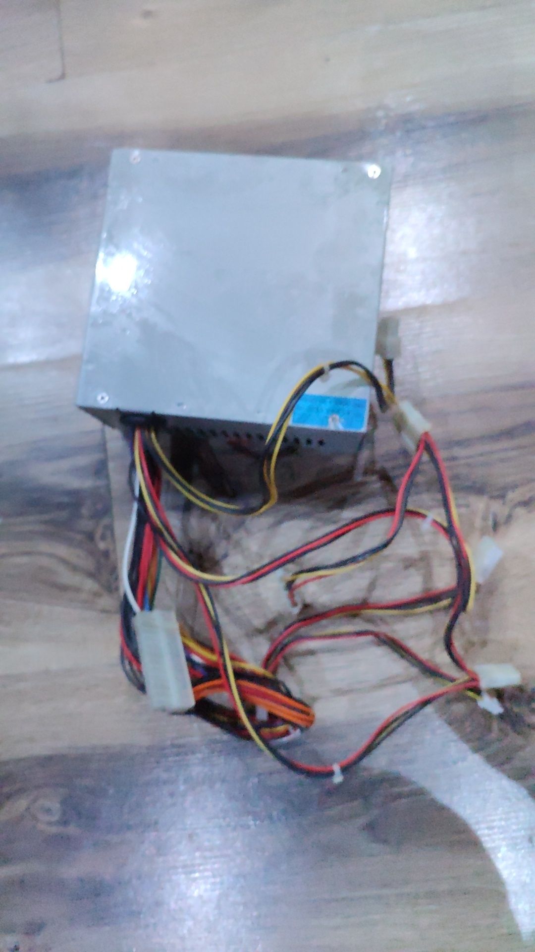 Блок живлення на 300 w
