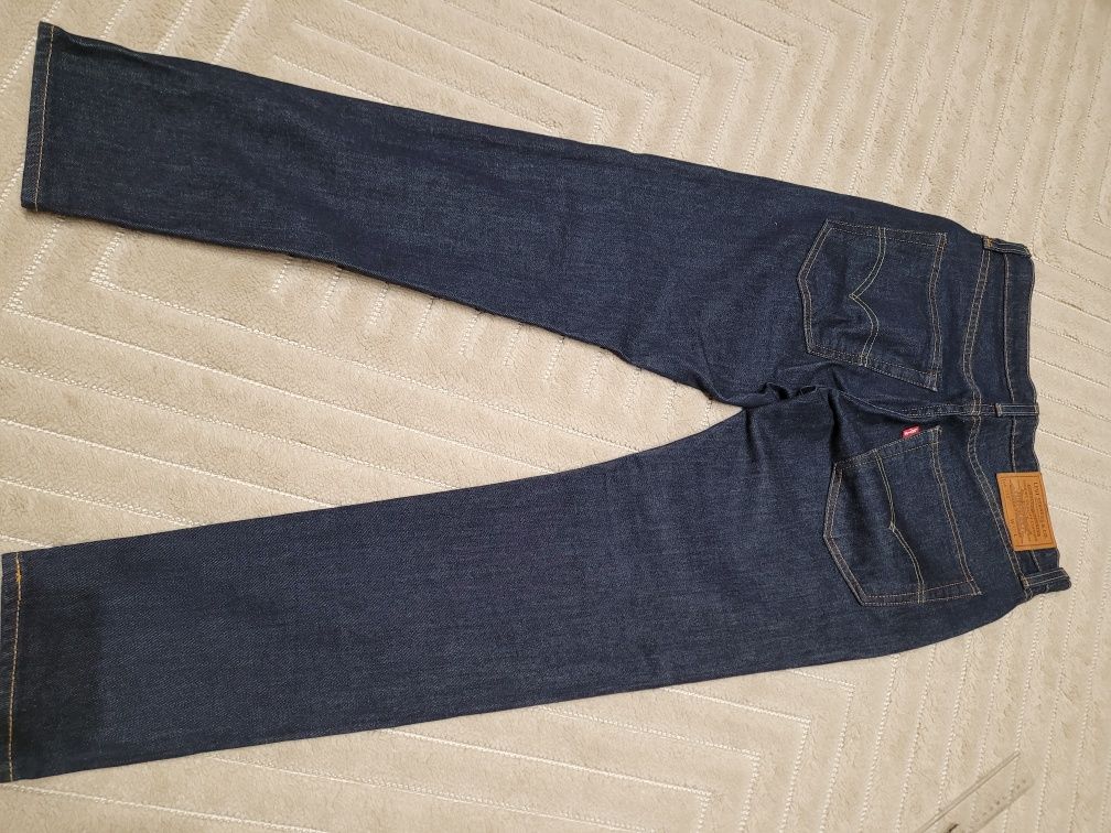 Jeansy levis strauss
