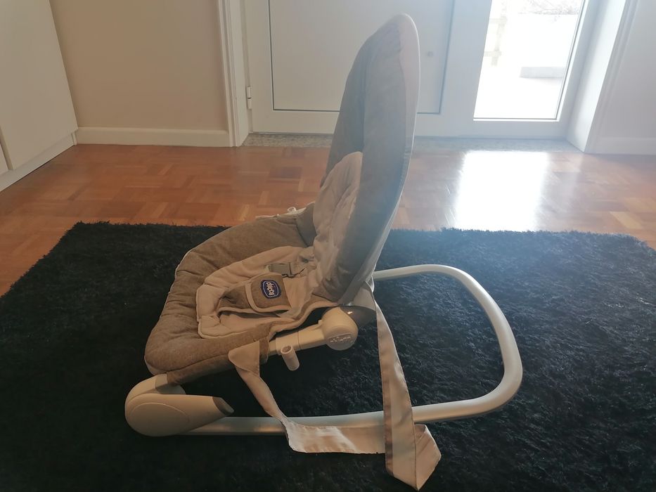 Cadeira / espreguiçadeira / baloiço