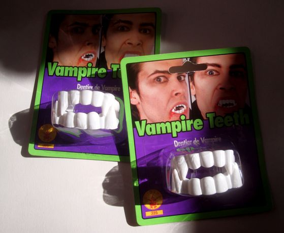 DentesPostiços Dentadura Dracula Vampiro NarizPalhaço Bigode Halloween