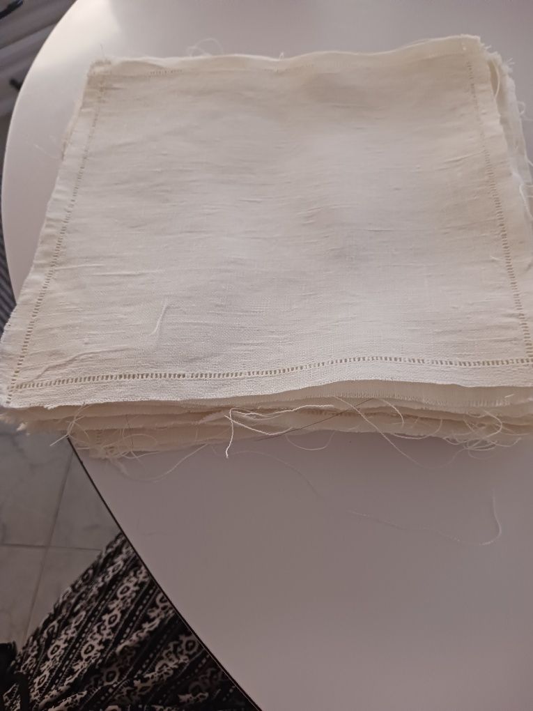 Quadrados em linho com ajure