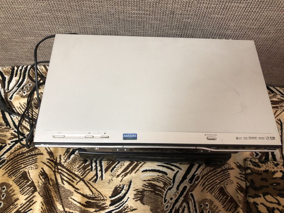 DVD плеер - караоке LG