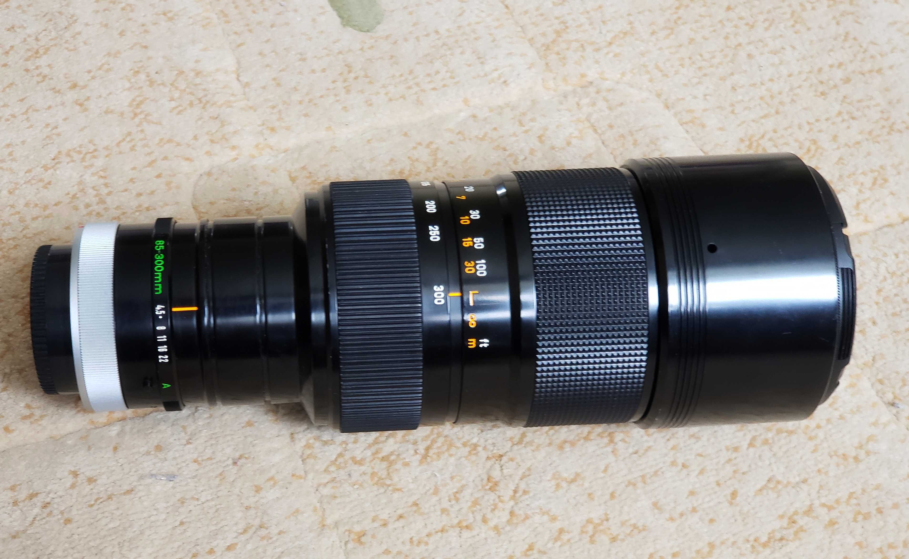 Canon FD 85-300mm f/4.5 S.S.C. zoom lens об'єктив  в хорошому стані