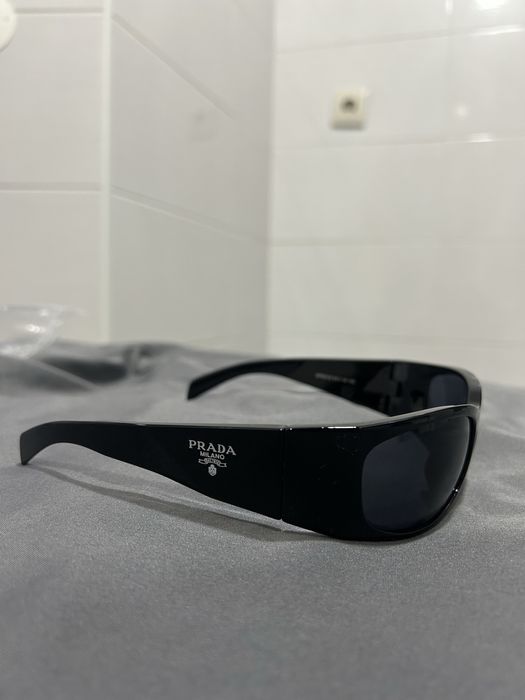 NOVO Oculos Prada