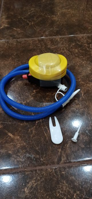 Насос для фитбола