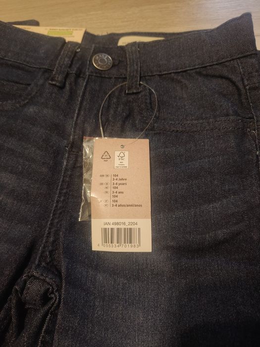 Jeansy chłopięce 104