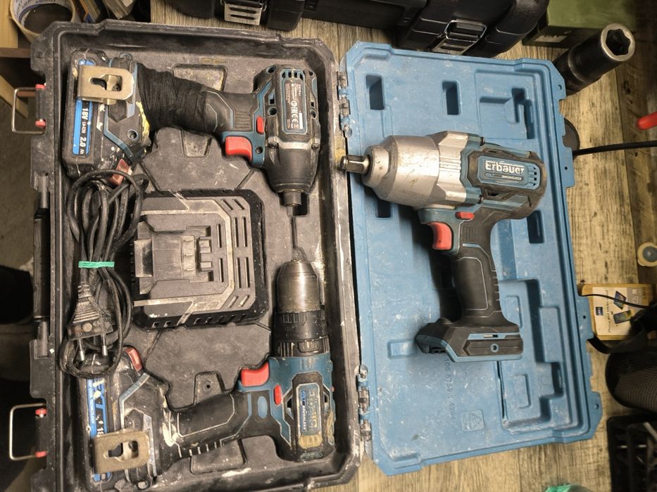 Klucz udarowy zakretarka wkrętarka aku Erbauer ehtiw18-li 560nm