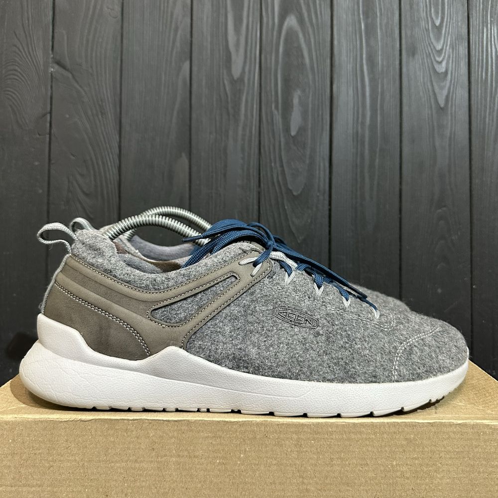Легенькі пінні кросівки Keen 45 розмір 29 см