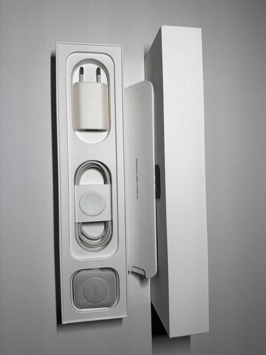 Apple Watch Series 5 Silver 44mm com GPS