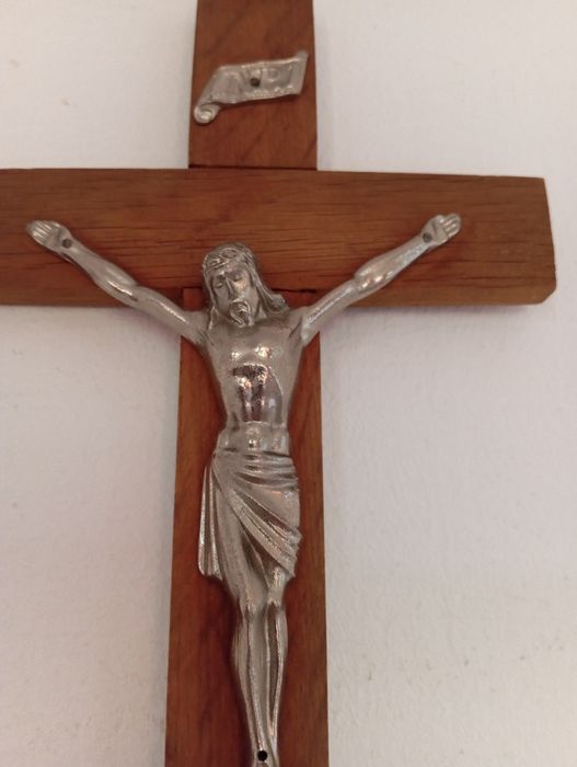 Krzyż drewniany PRL 60 letni