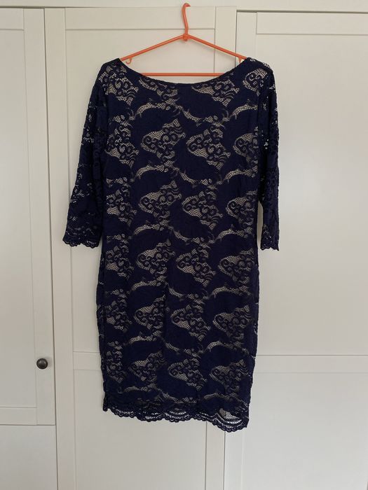 Sukienka koronkowa