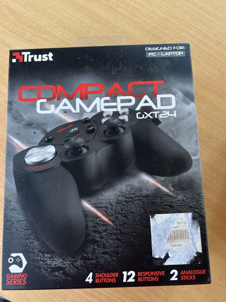 Пара джойстиків провідних ігрових бу Compact Gamepad gtx24