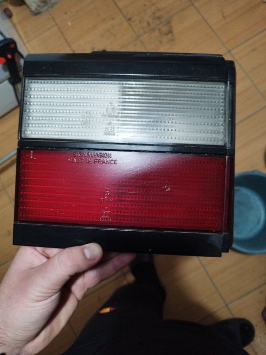 Продам стопи, повороти, фари, скло на фари до 2000-них років