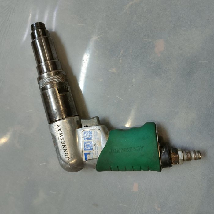 Пневмо шуруповёрт jonnesway