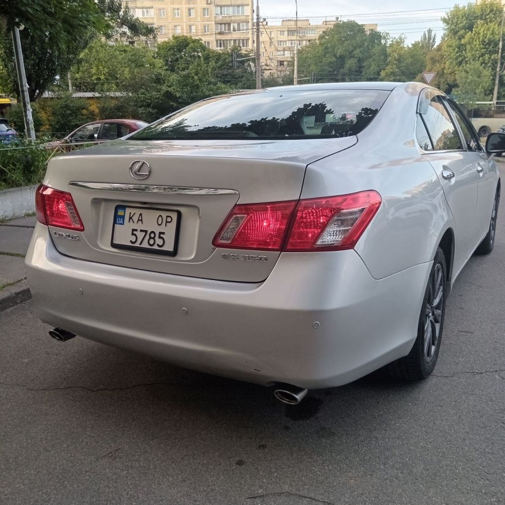Lexus ES 350 идеал! Низ рынка!