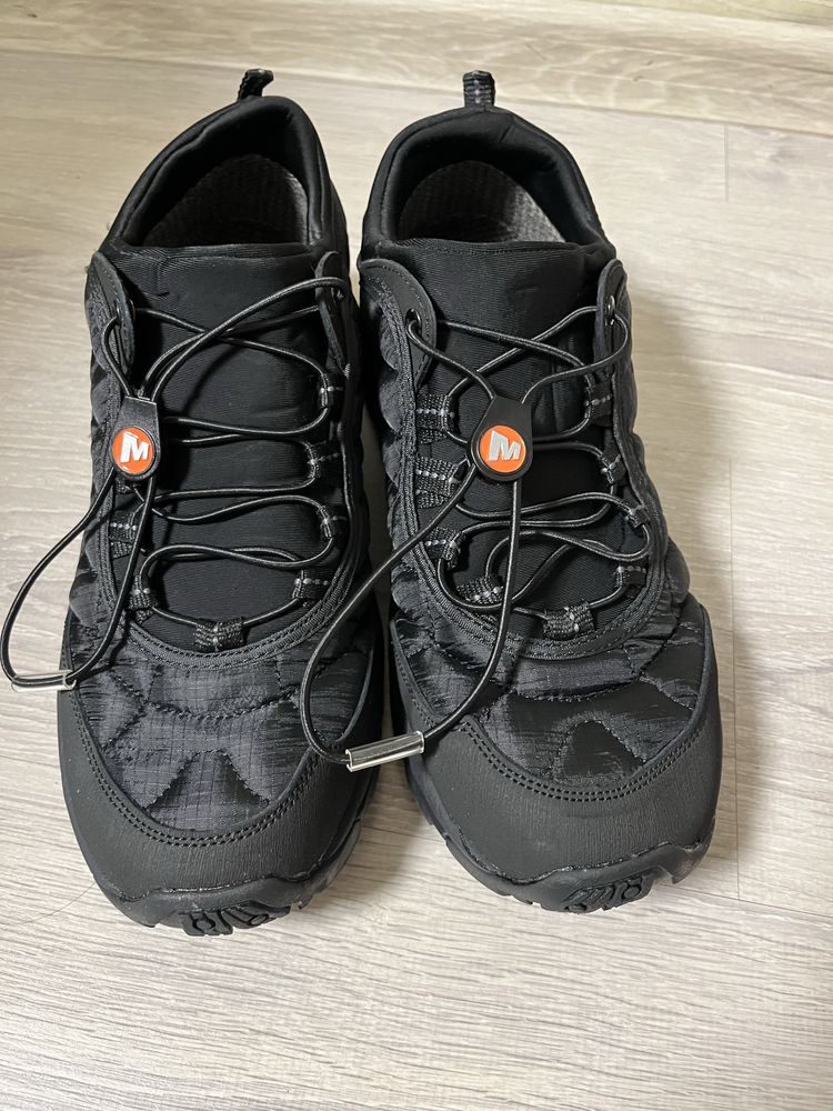 Merrell  зимові кросівки 45 р, 28,5см