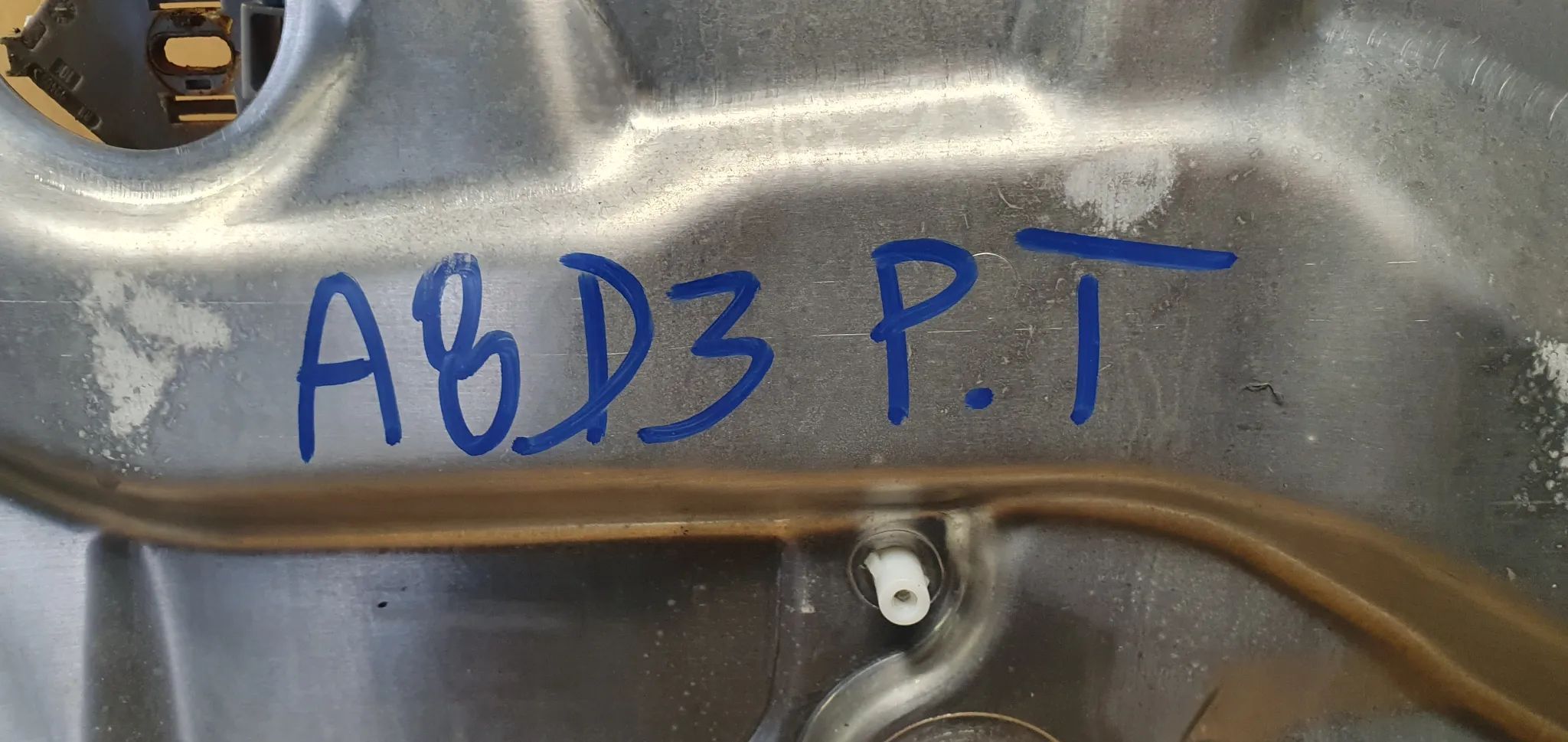 Mechanizm podnośnik szyby prawy tył Audi A8 D3 4E0839850A