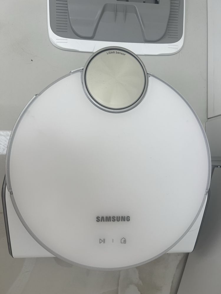 Продам робот-пылесос SAMSUNG Jet Bot Al+