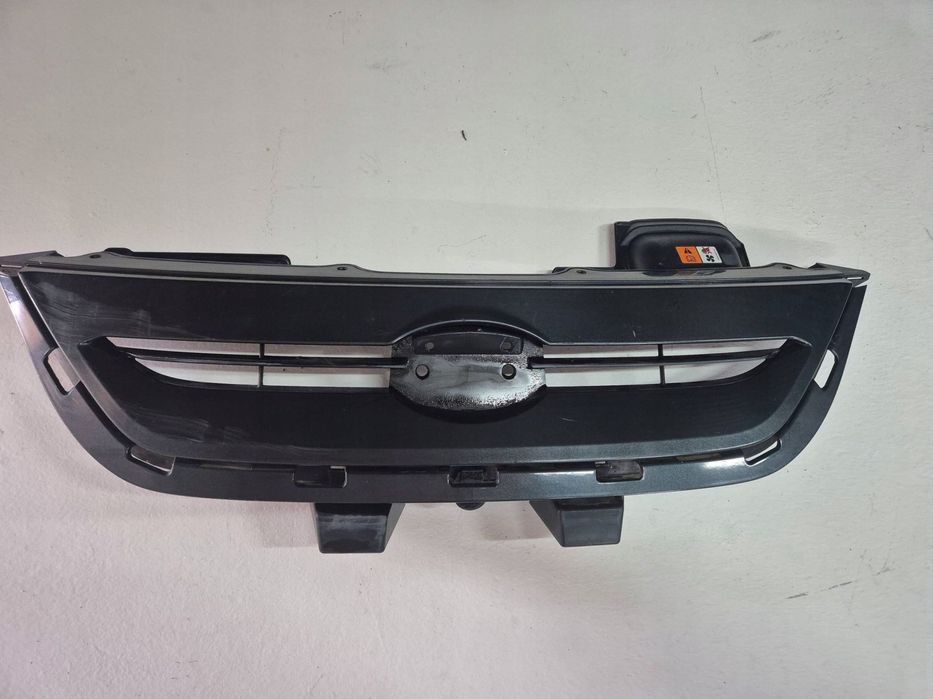 ford fiesta 2014 przód maskownica / grill / atrapa górna chłodnicy