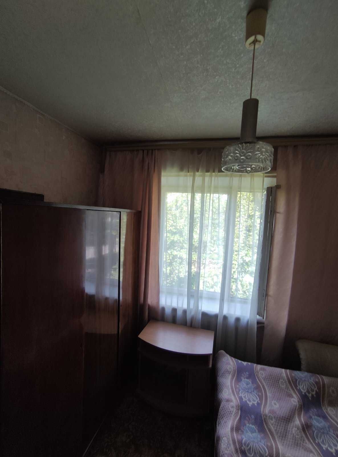 Продаж 3-кімнатної квартири в м. Кагарлик, центр