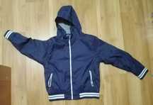Kurtka wiatrówka i kurtka softshell