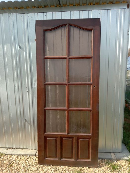 Drzwi drewniane (6 sztuk)