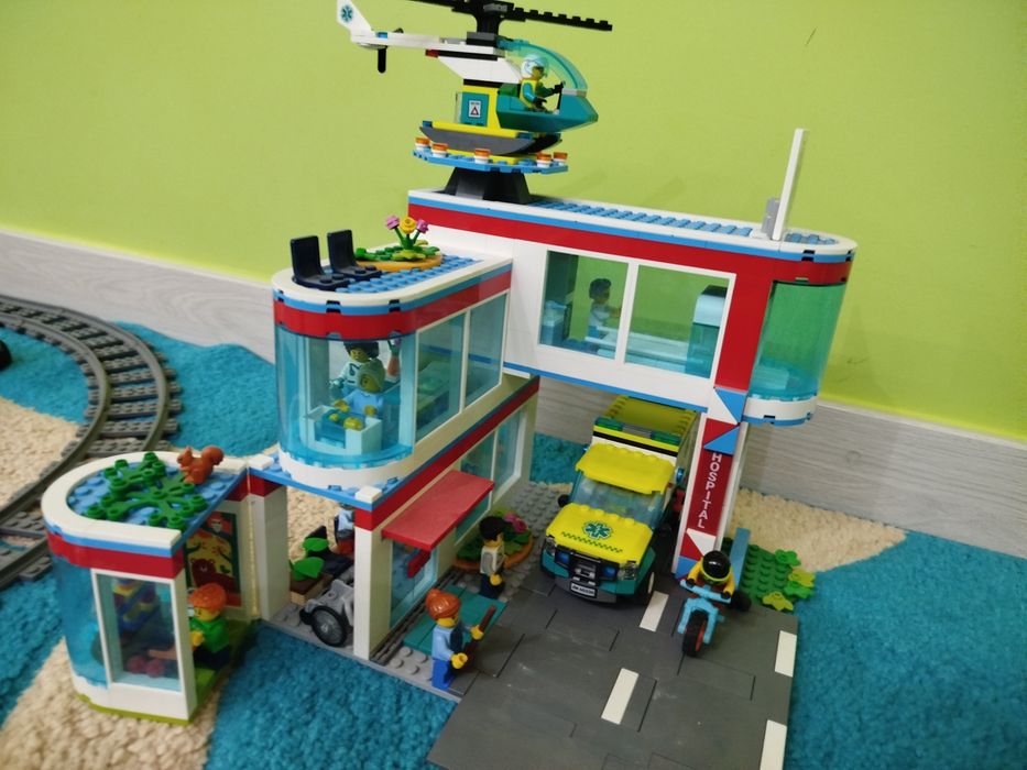 LEGO City  60330 szpital