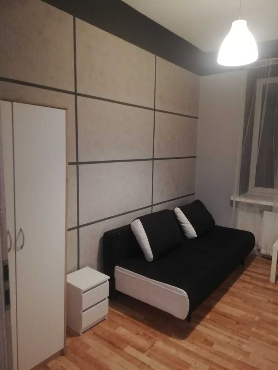 Хостел, комнаты, район WLOCHY ul. Jantar. 2-3-4 местные. Pokoje hostel